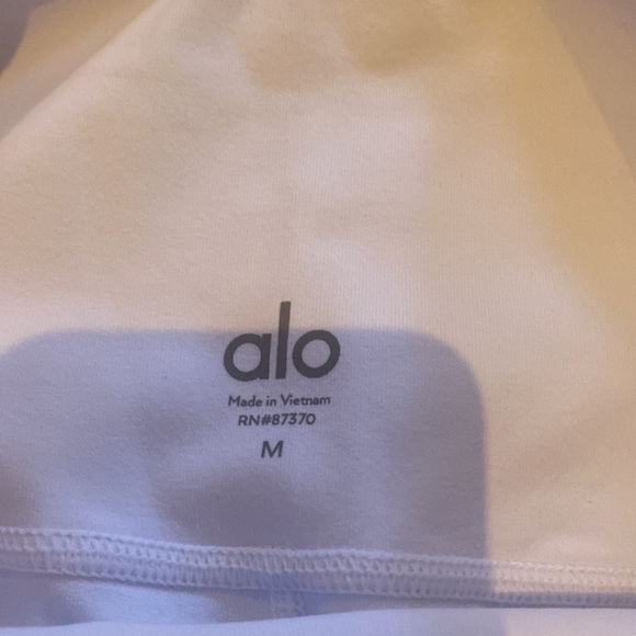 High waist Alo airbrush bike shorts - Picture 2 of 4